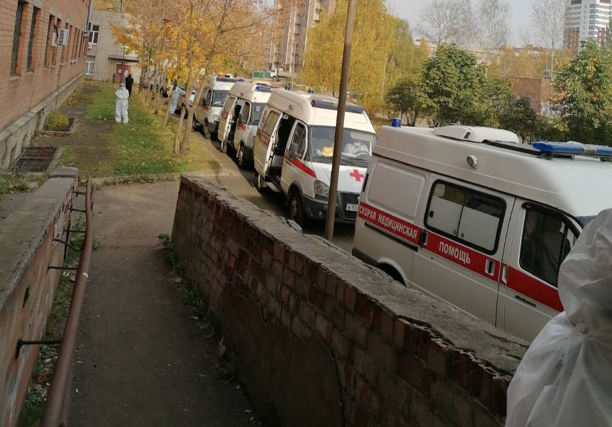 Стекаются в центр: скорые из Ярославской области отправляют работать в город