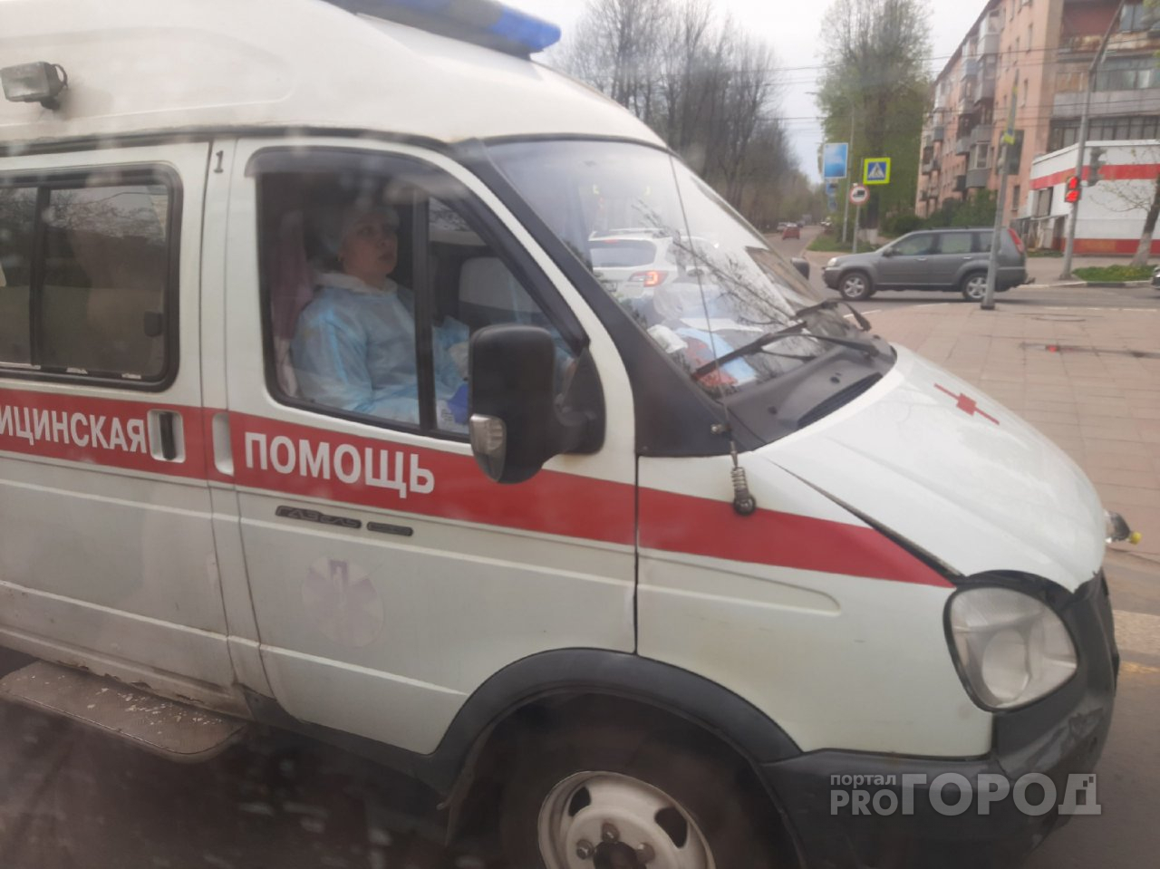 "Упала замертво": 14-летняя школьница внезапно умерла в Ярославской области
