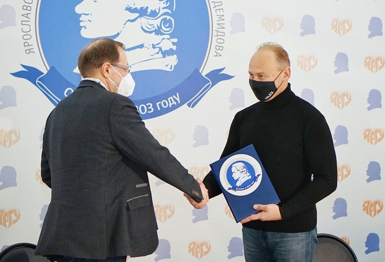 Big data, строительство сетей связи и отраслевое взаимодействие - Tele2 и ЯрГУ договорились о сотрудничестве