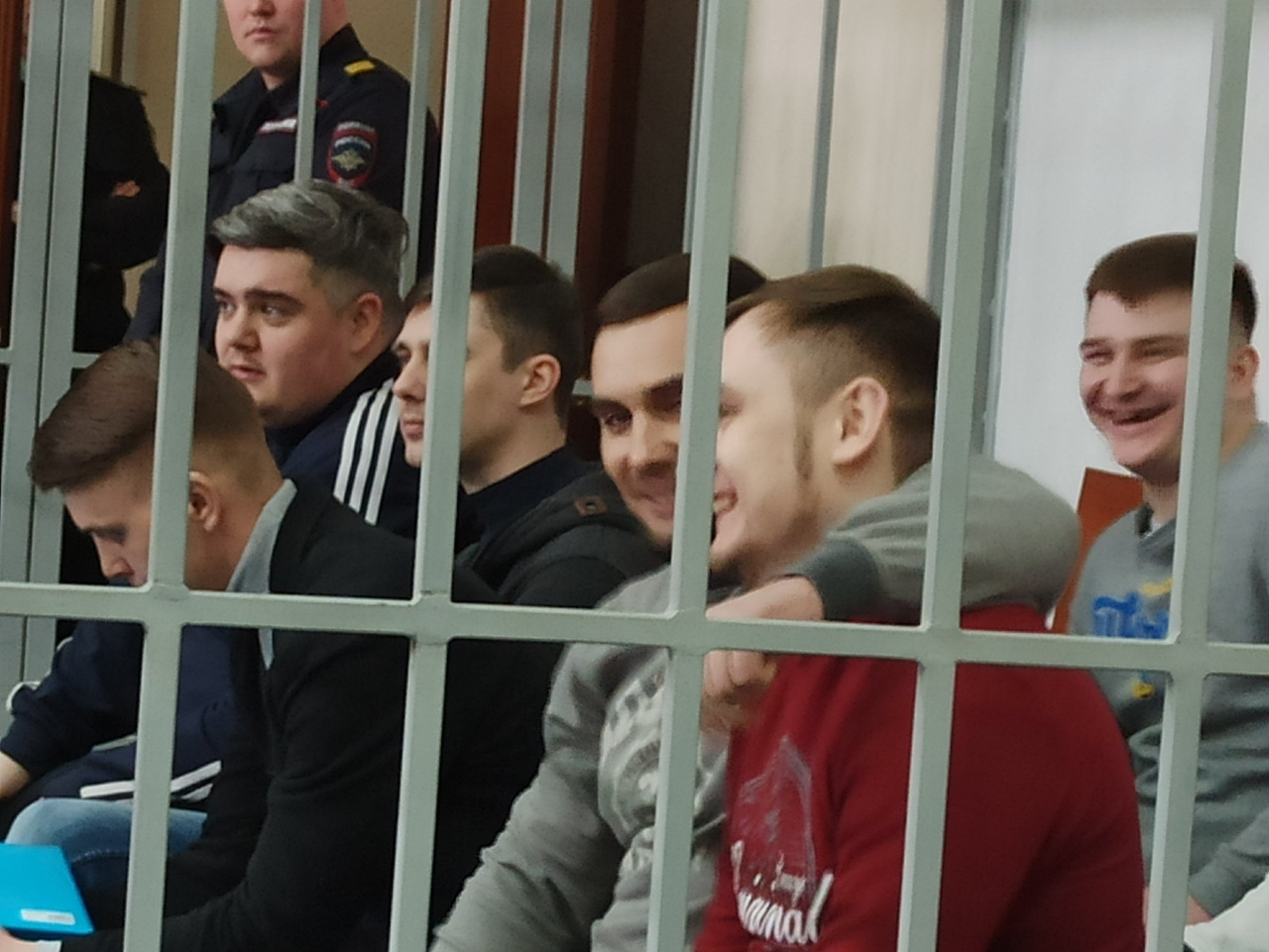"Арестанты мыли кружки тюремщиков": ярославцы бунтуют из-за приговора по пыточному делу