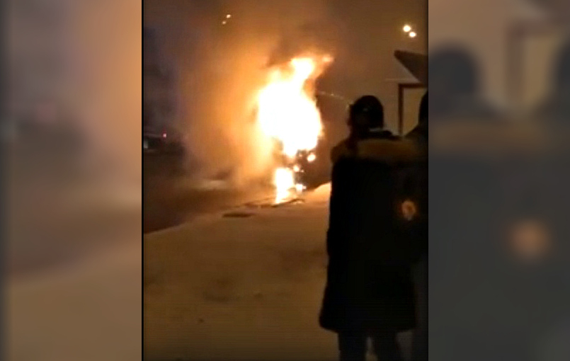 "Выпрыгивали из огня": как люди спасались из пожара в ярославской маршрутке