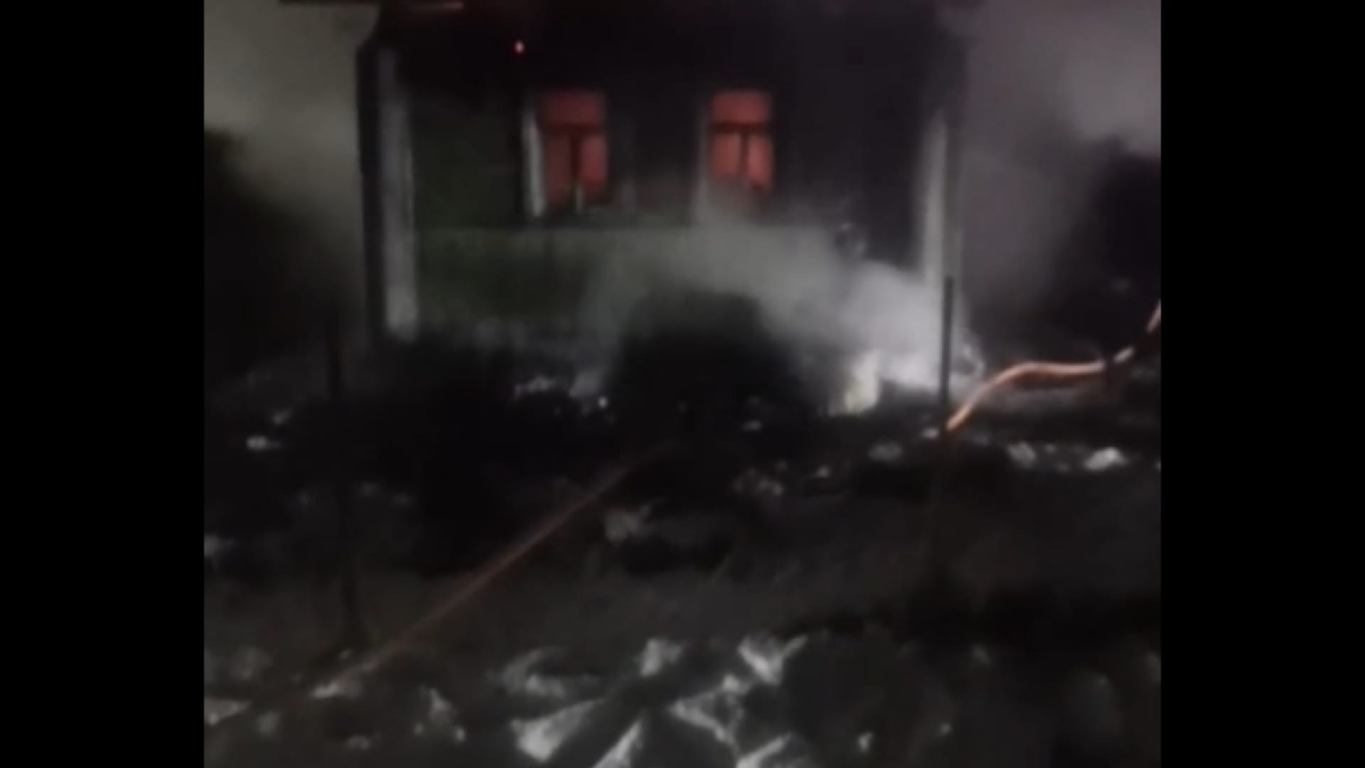 Сгорел дотла: подробности пожара под Ярославлем