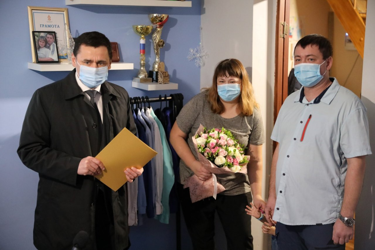 Дмитрий Миронов отправил чудомобили с подарками для многодетных семей Ярославской области