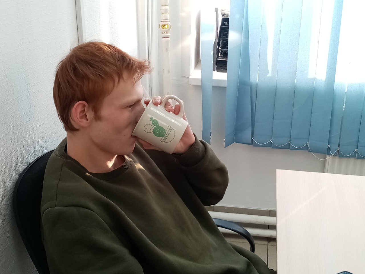 Мужские удовольствия. На диване?...