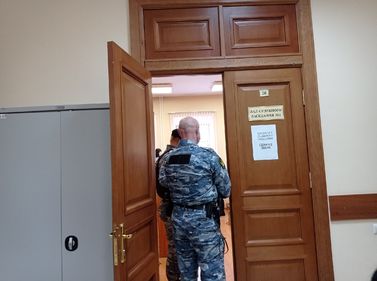 Вытащила последнее: ярославна обокрала спящего отца