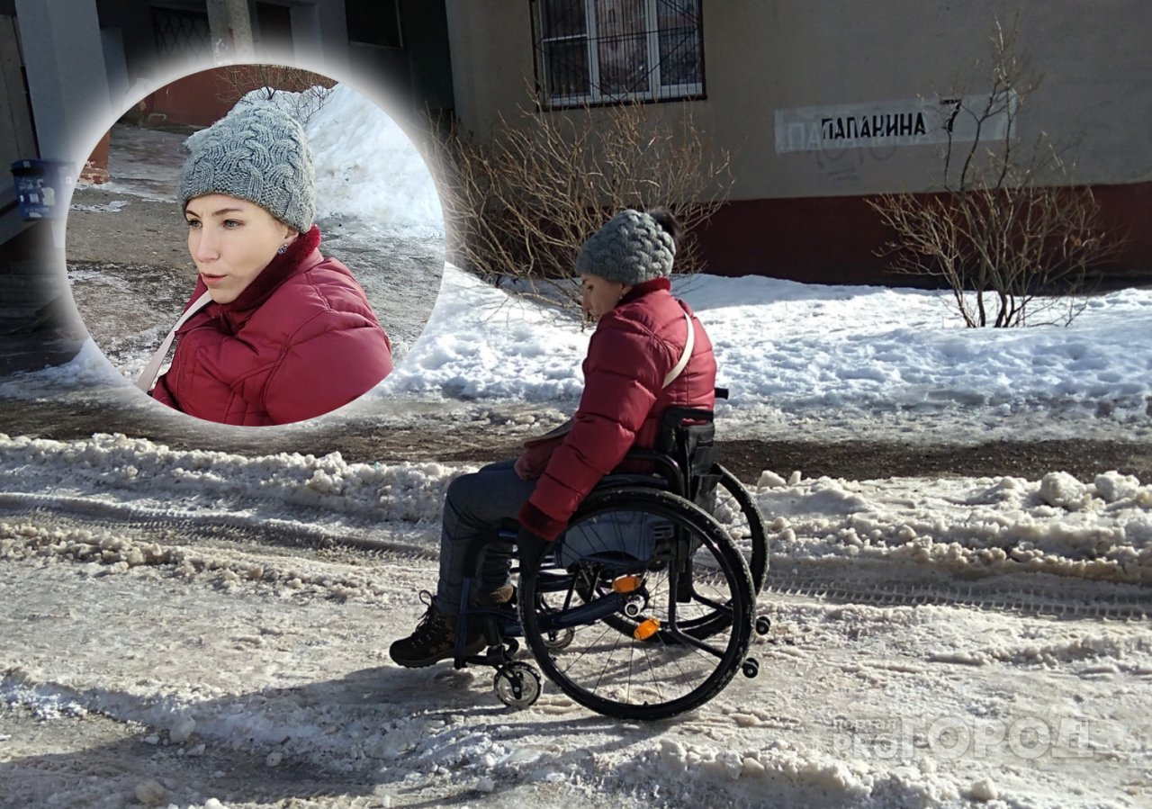 "Ледяной ад": тест-драйв на инвалидной коляске прошла бухгалтер из Ярославля. Видео