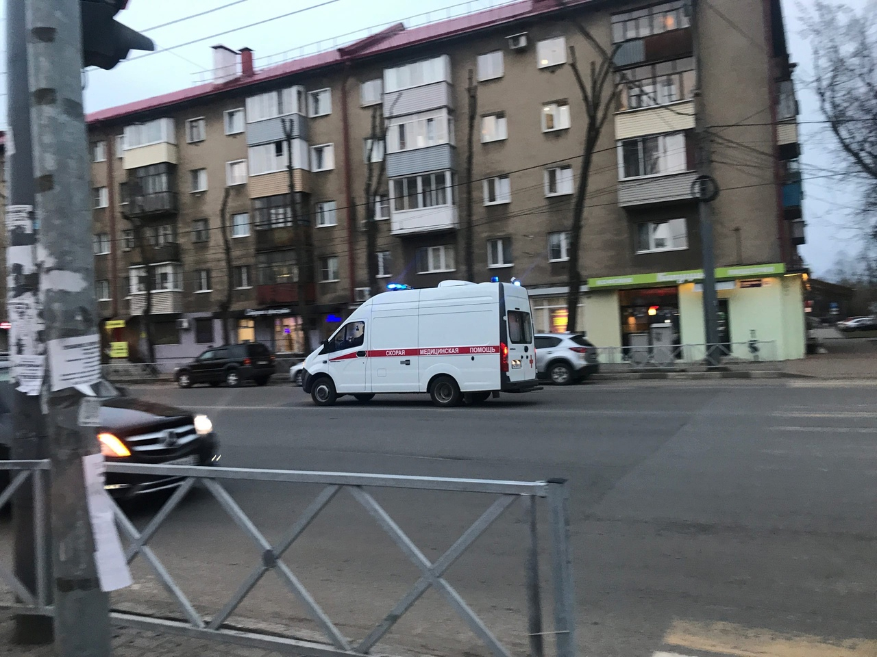 От боли стонал на дороге: в ДТП в Ярославле сбили пешехода