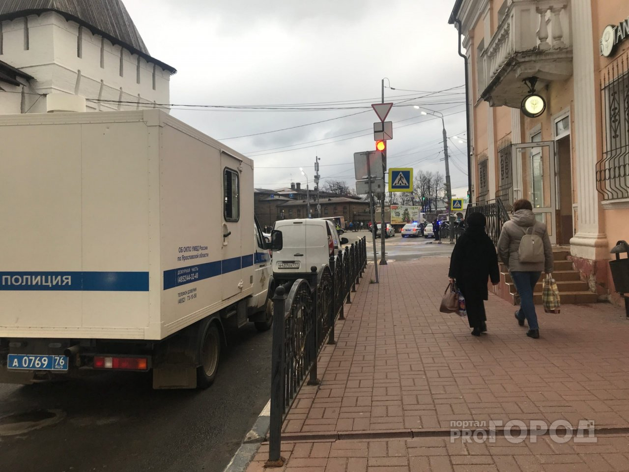 Дело о госзакупках и иностранцах: в Ярославле чиновника подозревают в хищении миллиона из бюджета
