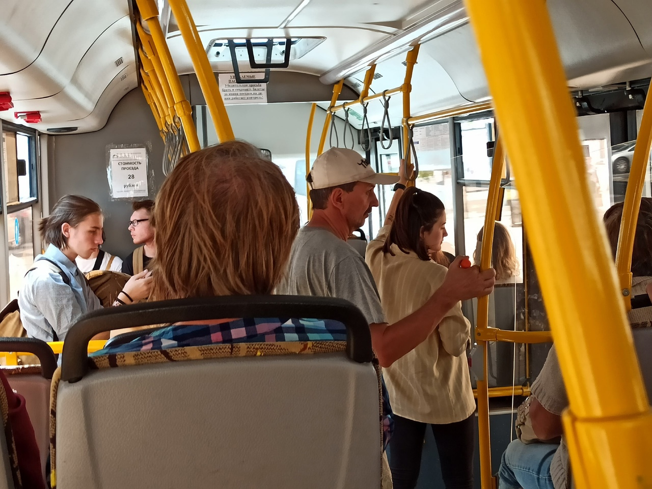 На праздники в Ярославле пустят дополнительный транспорт: расписание