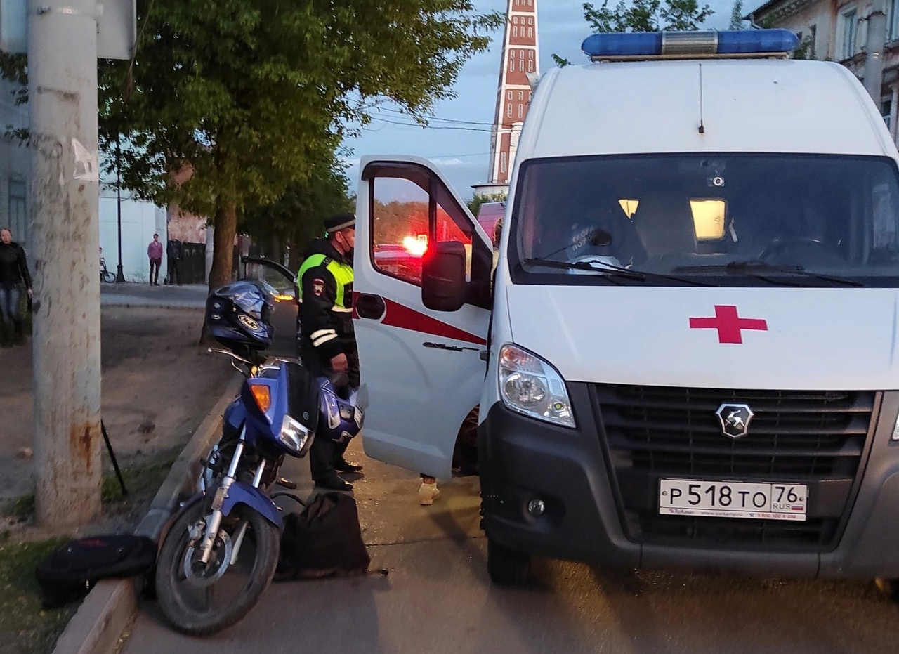 70-летняя бабушка на модном байке попала в ДТП в Ярославской области