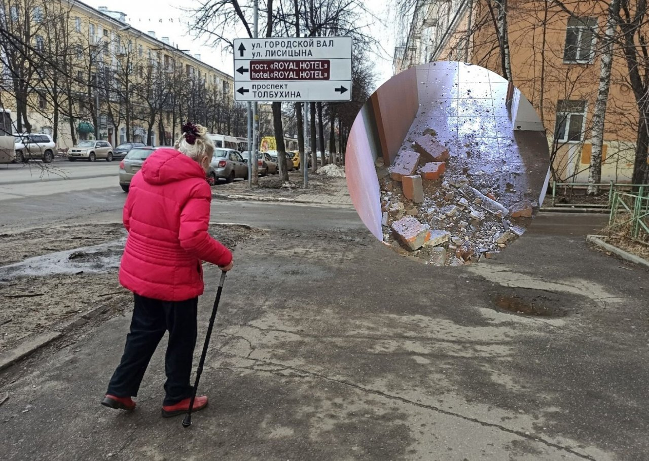 «Ждут, когда прибьет»: в Ярославле в доме обрушился потолок