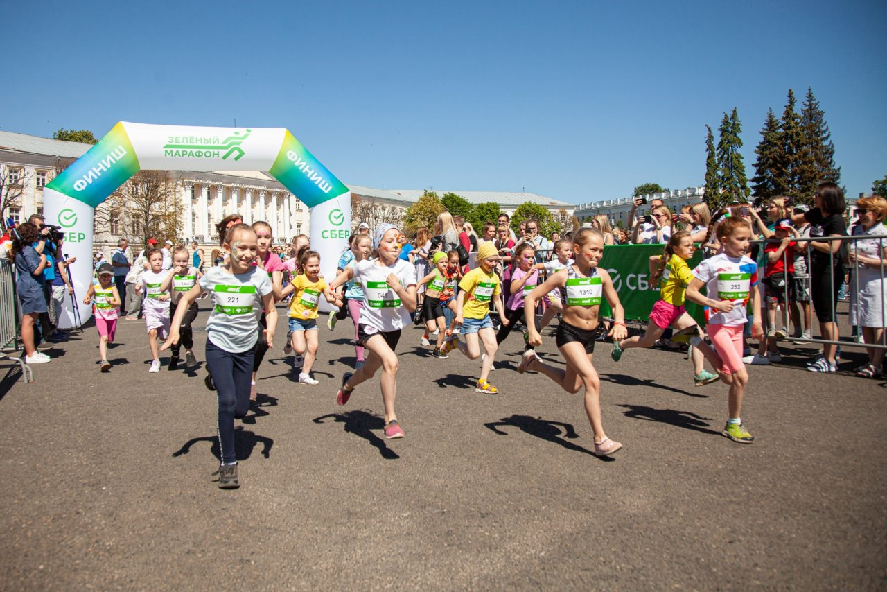 Greenmarathon sberbank. Зелёный марафон 2022 Новосибирск. Зеленый марафон Ярославль 2021. Зеленый марафон Ярославль 2022. Зеленый марафон 2023 Ярославль.
