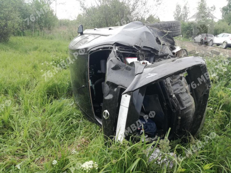 Дети в больнице: в страшном ДТП под Ярославлем пострадали три человека