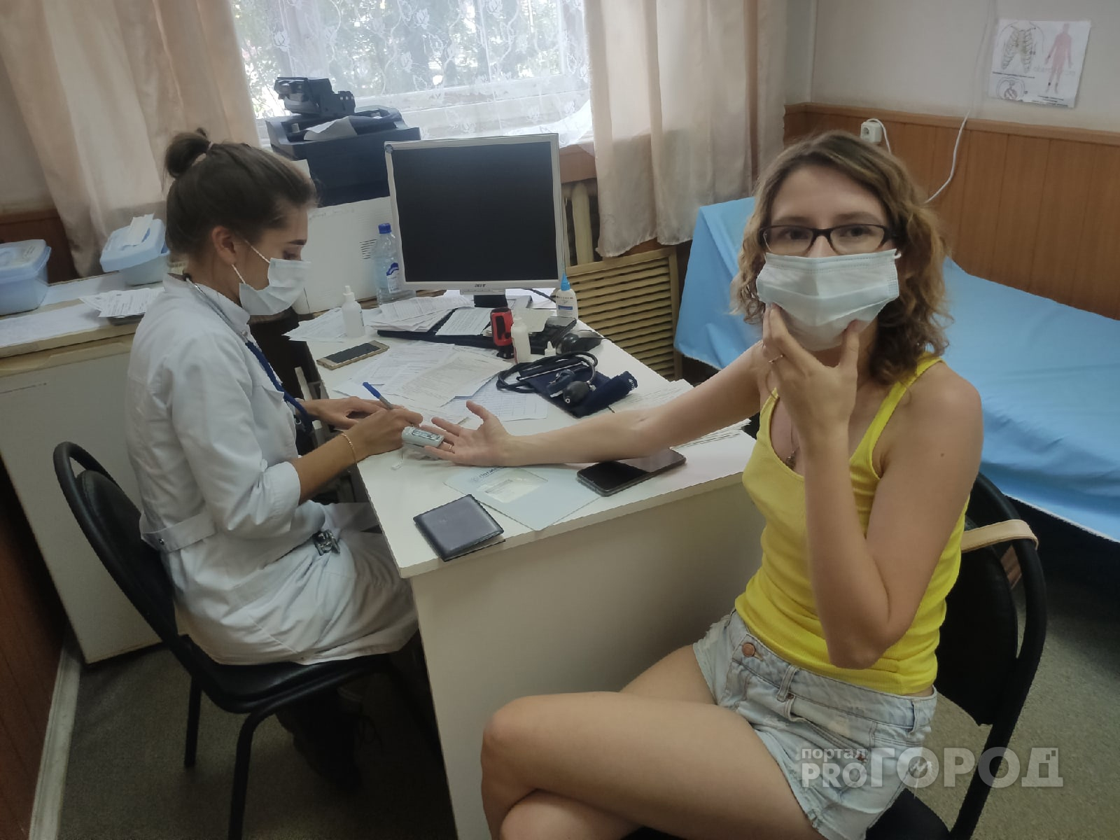 "Нас развернули": записавшимся на прививку через Госуслуги ярославцам не хватило вакцин