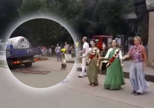 Они продолжили танцевать: в Ярославле грузовик врезался в толпу кришнаитов