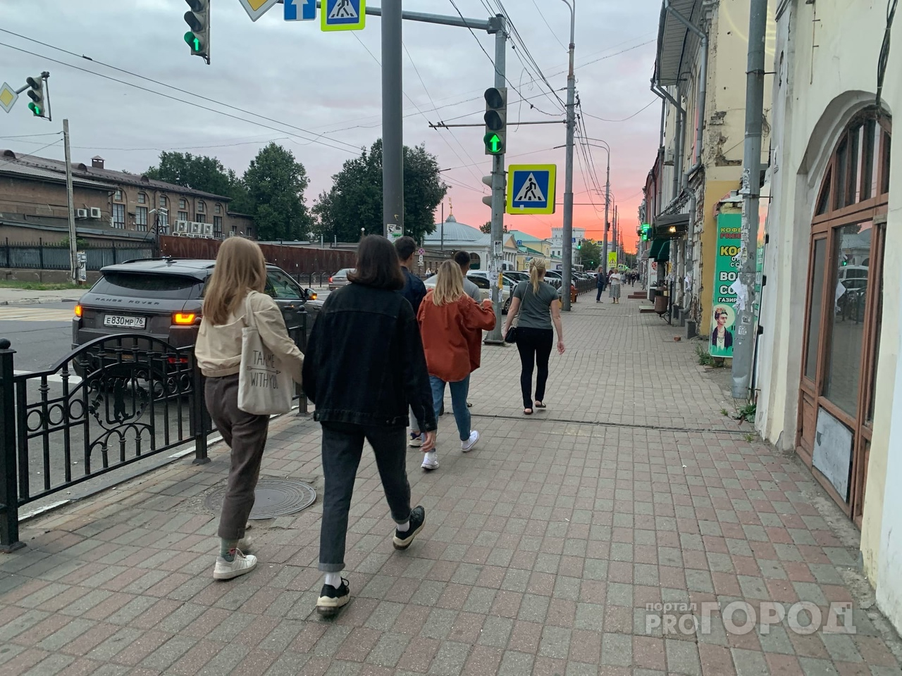 Придется объезжать: в центре Ярославля перекроют движение для водителей авто