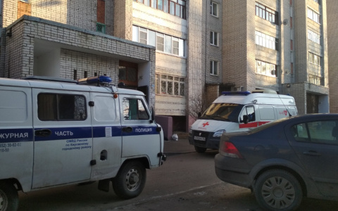 Проткнул сердце на глазах у друзей: иностранец напал на молодого парня в Ярославле