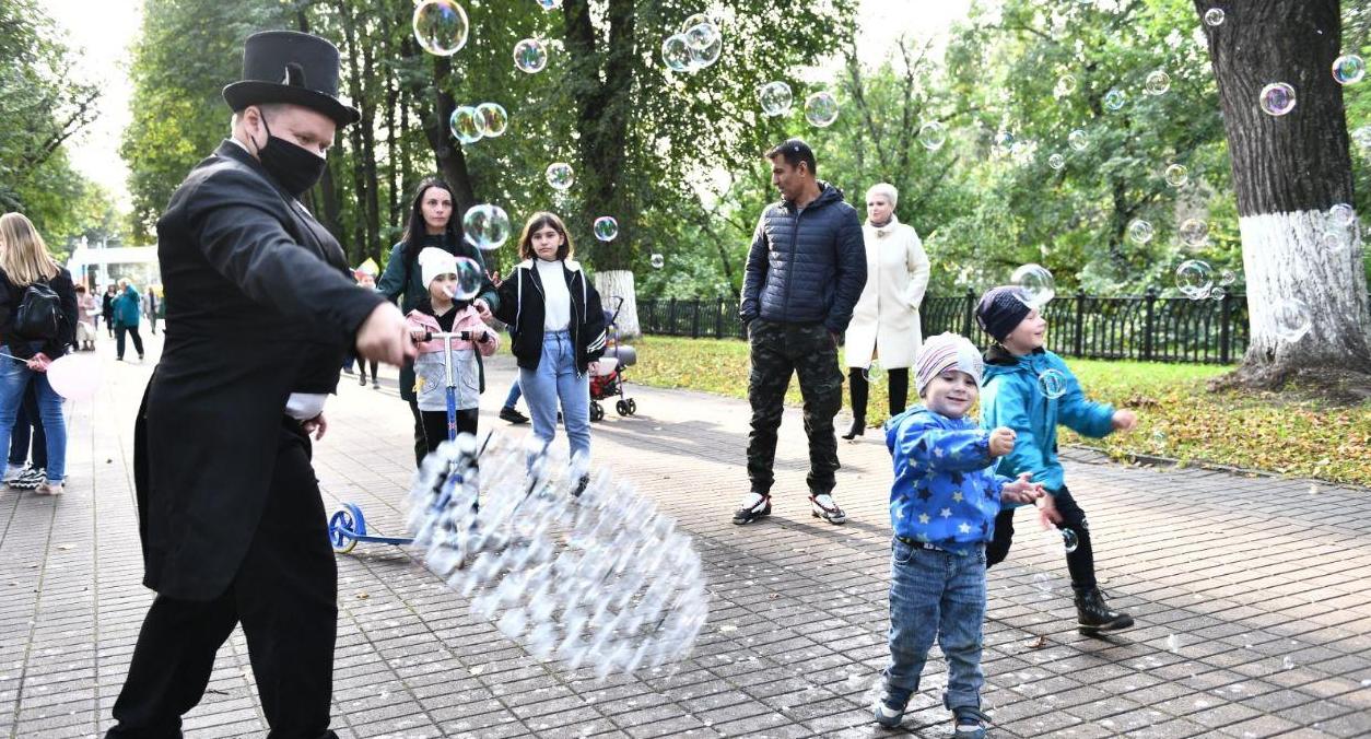 Ярославцев от коронавируса будут прививать в День города