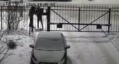 Ярославцу, избившему пинавшего ворота ребенка, грозит два года тюрьмы 