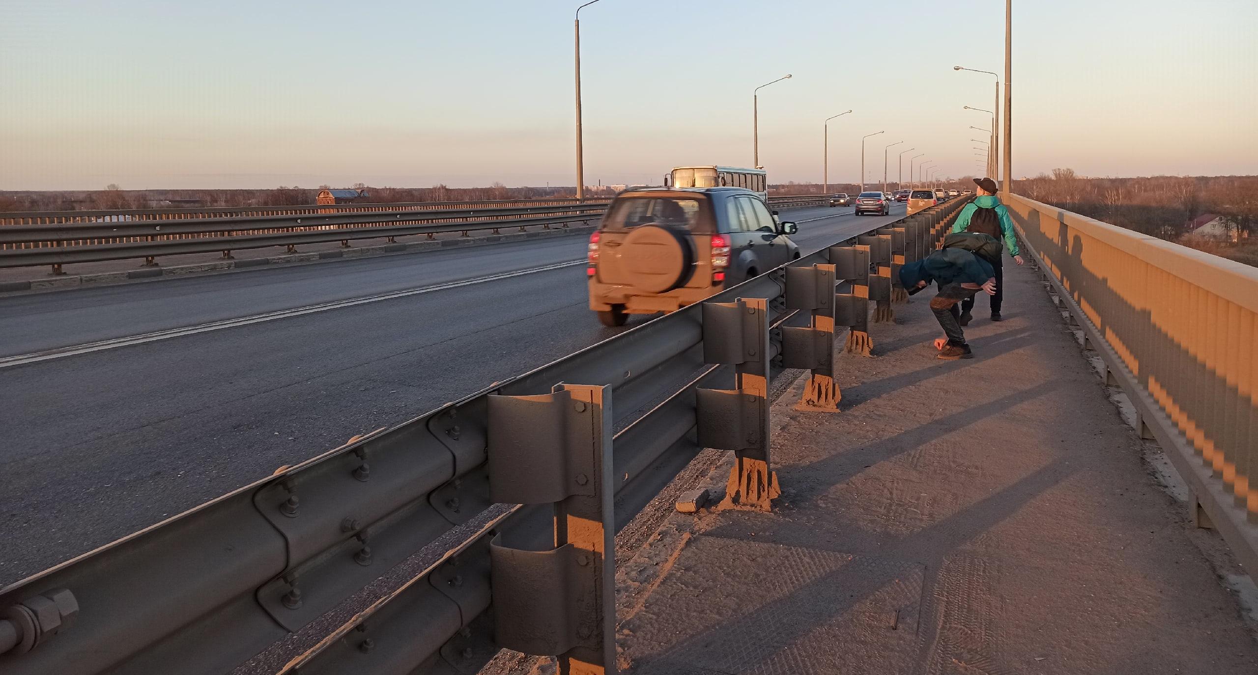 Когда начнут - никто не знает: ремонтом Октябрьского моста займется ранее судимый 