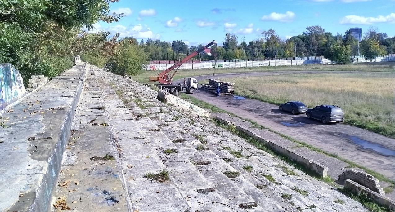 В Ярославле сносят стадион в Петропавловском парке
