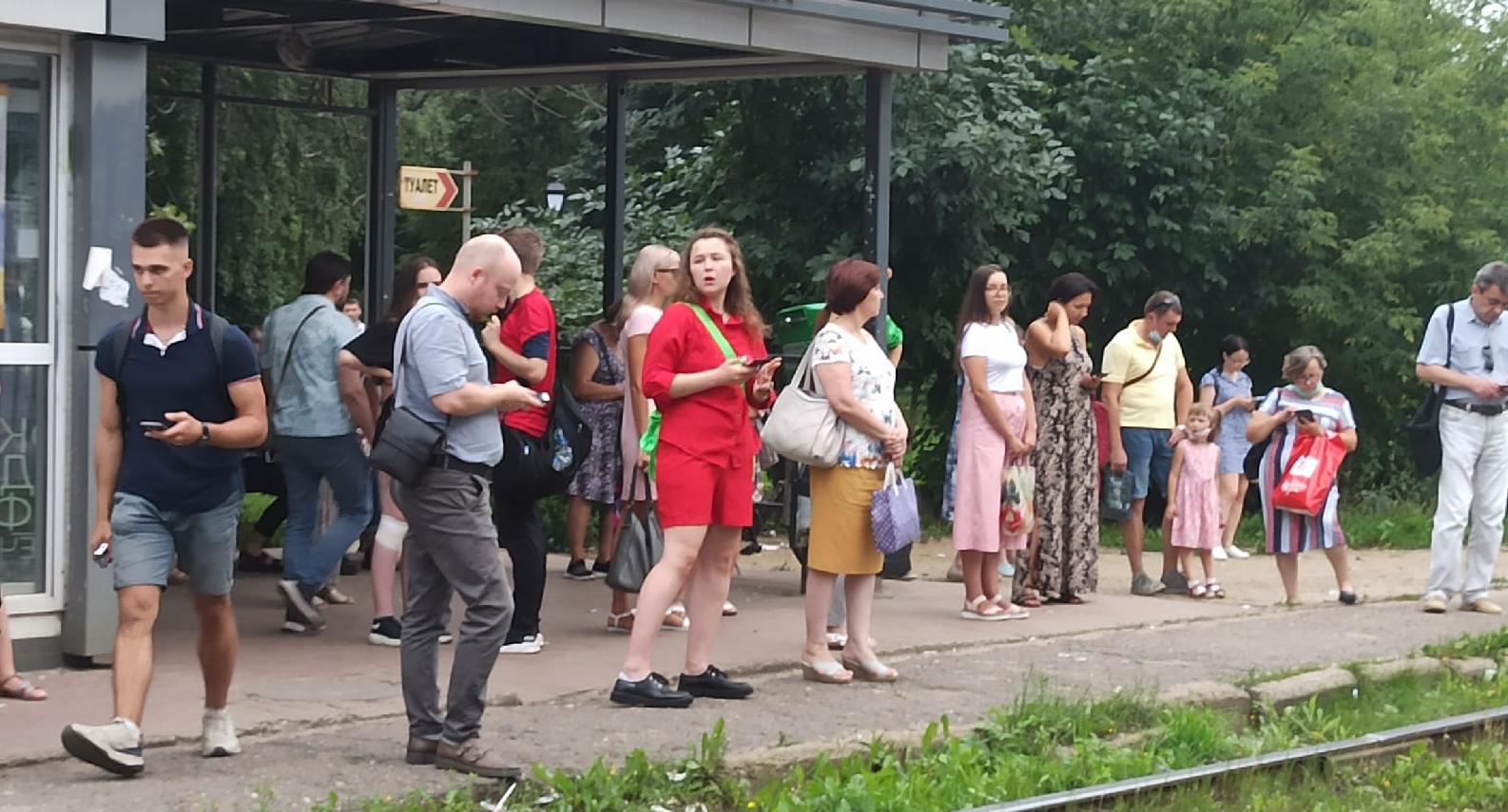 "Вот как бы на самом деле": что говорит о вас любимое слово-паразит