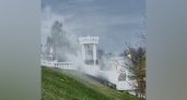 В Ярославле горит беседка на набережной 