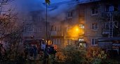 В Ярославле горит трехэтажный жилой дом
