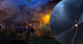 Во время пожара в Ярославле неизвестный герой выбил дверь и спас детей