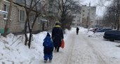 Многодетная семья под Ярославлем замерзает в квартире без отопления