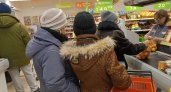 Огурцы по 200 рублей: в Ярославле резко взлетели цены на овощи