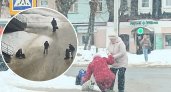 "Сегодня с переломом": ярославцы калечатся в борьбе с гололедом у неприступной аптеки