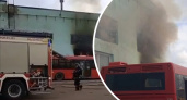 "Случайно ли?": в Ярославле на ПАТП-1 загорелось здание