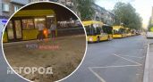 Остановились поболтать: в Ярославле водители автобусов никуда не спешат в вечернее время