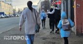 "Будь моей лп, подарю айфон": детей из Ярославля атакуют сомнительные "друзья"  