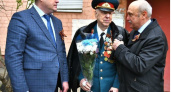 К 100-летнему ветерану в Ярославле приехали фронтовые бригады