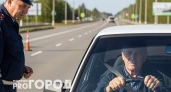 Водители старше 60: что скрывают за новыми правами на два года и почему юристы бьют тревогу