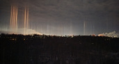 В небе над Ярославской областью заметили световые столбы
