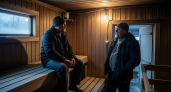 Мы годами пускали соседей в нашу баню бесплатно, а когда попросились в их новую — узнали горькую правду