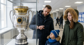 Олимпийский чемпион привез в Ярославль Кубок Гагарина на несколько часов