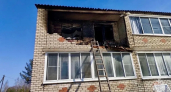 Огонь среди ночи: двухэтажку в Ульянихе спасали за два часа