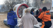 С Юршинского острова под Рыбинском эвакуировали пенсионерку