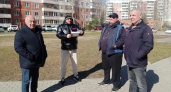 Депутаты проверяют дворы Заволжского района и находят, где "просело" благоустройство