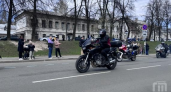 Сотни байкеров открыли мотосезон в Ярославле пробегом через три города
