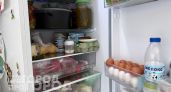 Забыл про разморозку холодильника навсегда: мастер объяснил копеечный лайфхак с обычной губкой для посуды