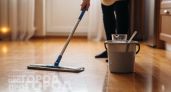Убрала швабру из дома и забыла про пыль: теперь полы сияют неделю благодаря добавлению этого средства