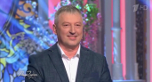 Ярославец подарил Якубовичу песню и банный набор
