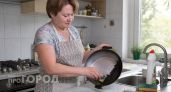 Перестала мучиться с очисткой сковород: нашла элементарный способ убрать любой нагар без лишних усилий