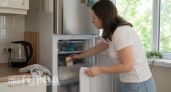 Перестала выбрасывать продукты после того как начала держать соду в морозилке: простой способ сэкономить деньги