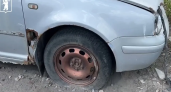 В Ярославле начали эвакуацию брошенных автомобилей с вросшими в землю колёсами